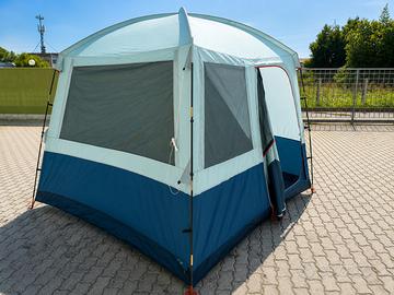gazebo-campeggio-decathlon-667ofk-1.jpg Decathlon QUECHUA Gazebo ARPENAZ BASE Giardino e Fai da te In vendita a Venezia - immagine 1