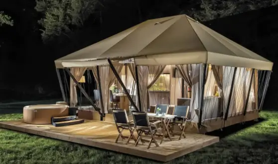 tende-da-glamping-prezzi-813xjt.webp Acquista una tenda da campeggio con bagno da Glitzcamp - immagine 1