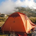 Tenda in montagna: regole e consigli del bivacco notturno Bagaglio Leggero